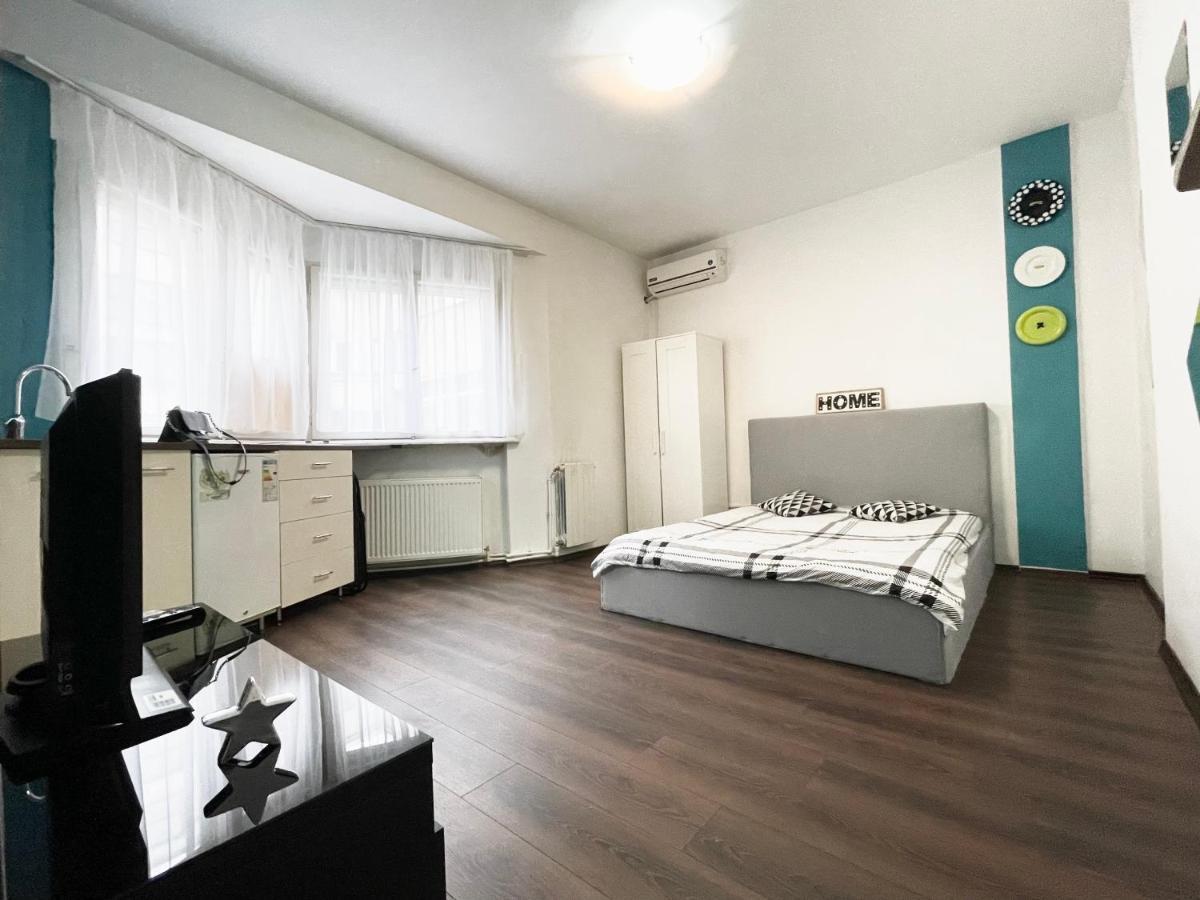 Old Town Central Studio 62 Букурещ Екстериор снимка